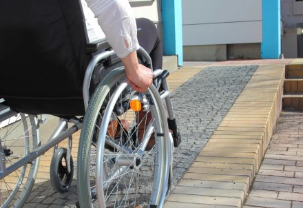 Varēs pieteikties mājokļu pielāgošanai personām ar invaliditāti
